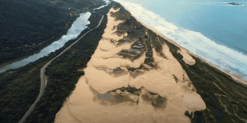 Praia do Siriú, em Garopaba (SC)